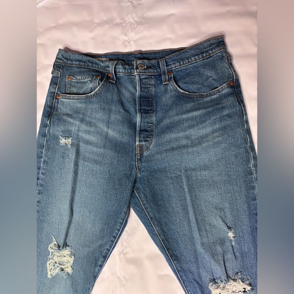 Levi’s Wedgie Jeans - Picture 2 of 6